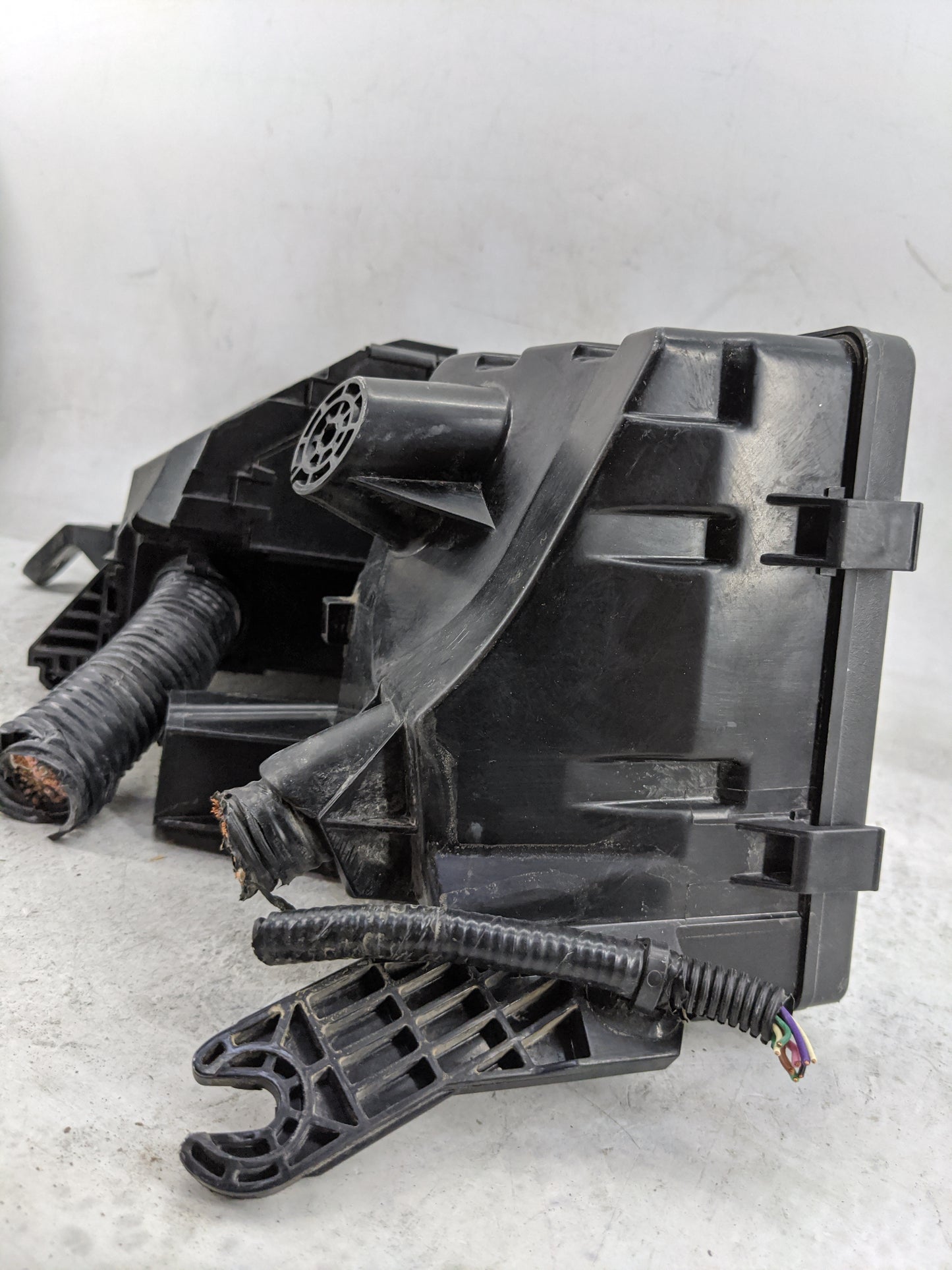 2015-2022 Nissan Pathfinder Fusebox Fuse Box Panel Relay Module Fits Fits 2015 2016 2017 2018 2019 2020 2022 OEM Used Auto P