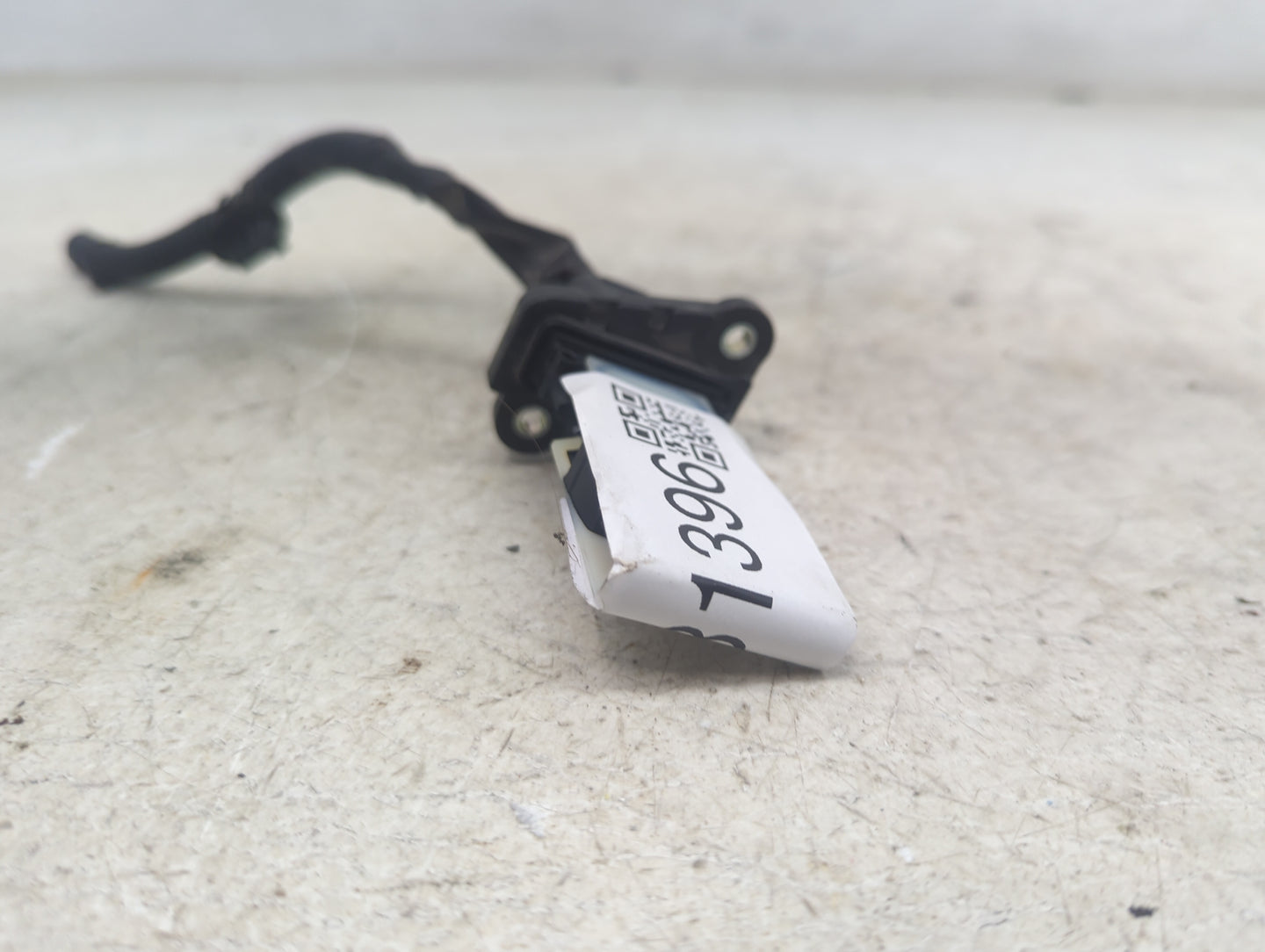 2017-2020 Nissan Pathfinder Mass Air Flow Meter Maf 1481396 - Oemusedautoparts1.com