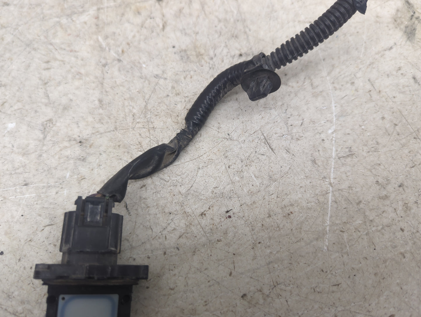2017-2020 Nissan Pathfinder Mass Air Flow Meter Maf 1481396 - Oemusedautoparts1.com