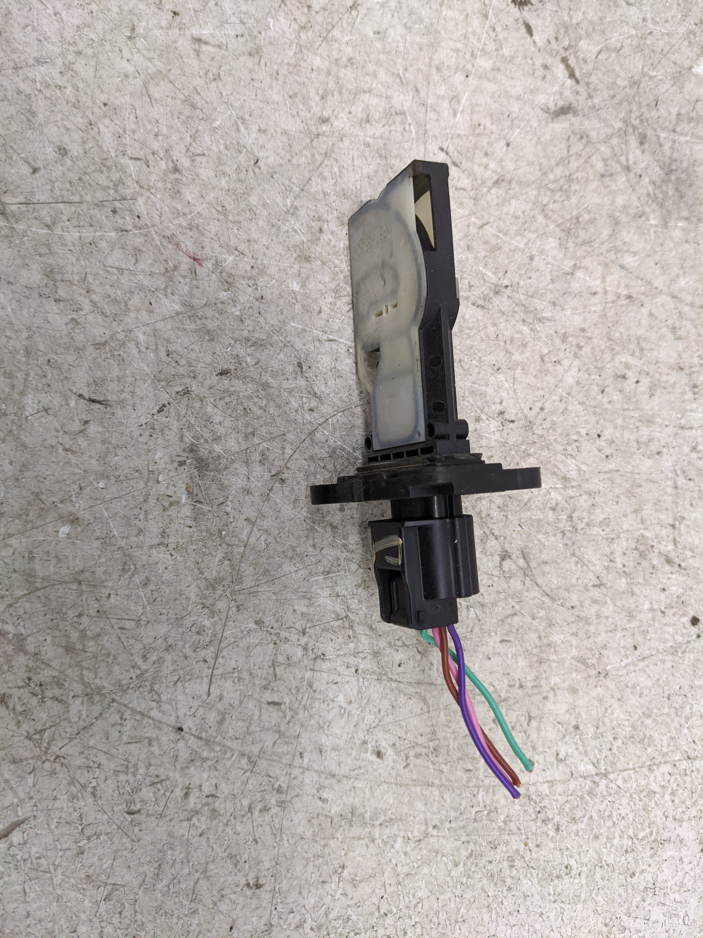 2017-2020 Nissan Pathfinder Mass Air Flow Meter Maf 1485345 - Oemusedautoparts1.com