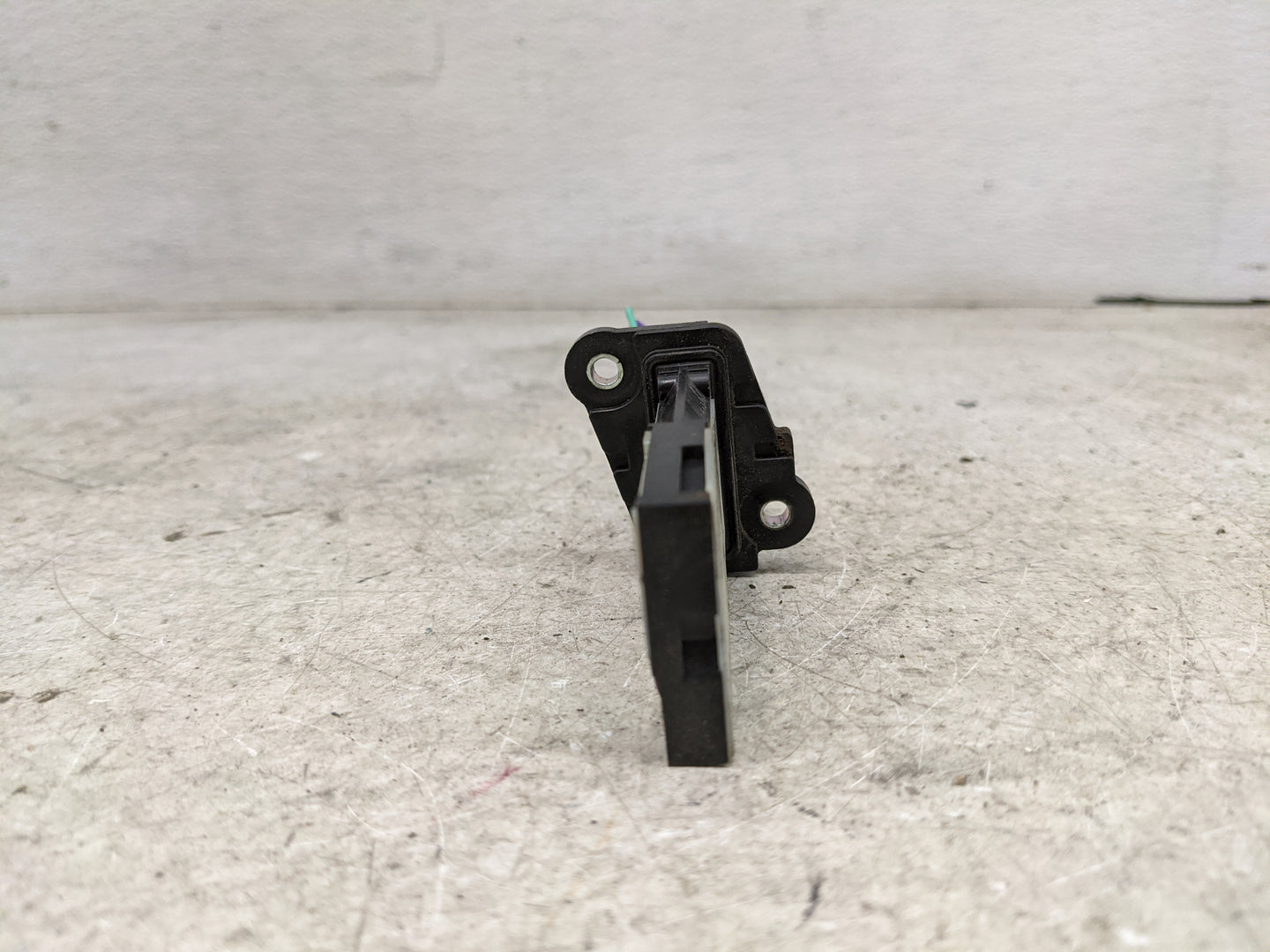2017-2020 Nissan Pathfinder Mass Air Flow Meter Maf 1485345 - Oemusedautoparts1.com