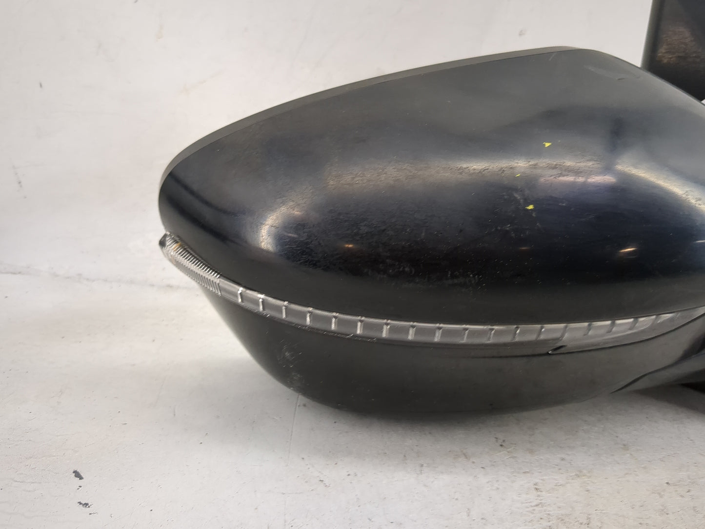 2017 Nissan Pathfinder Passenger Side View Mirror - Right Door Mirror OEM Used - Oemusedautoparts1.com