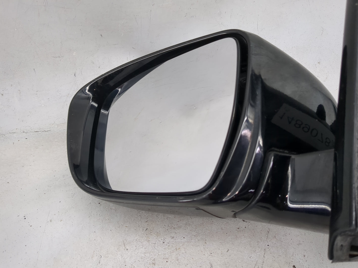 2017 Nissan Pathfinder Driver Side View Mirror - Left Door Mirror OEM Used - Oemusedautoparts1.com