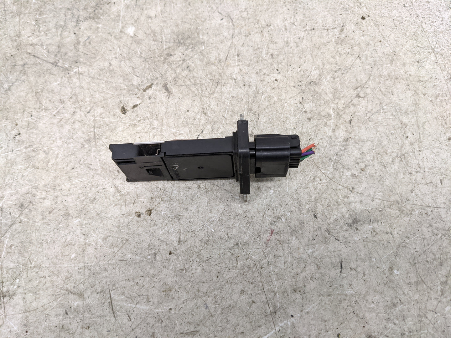2017-2020 Nissan Pathfinder Mass Air Flow Meter Maf 1489782 - Oemusedautoparts1.com