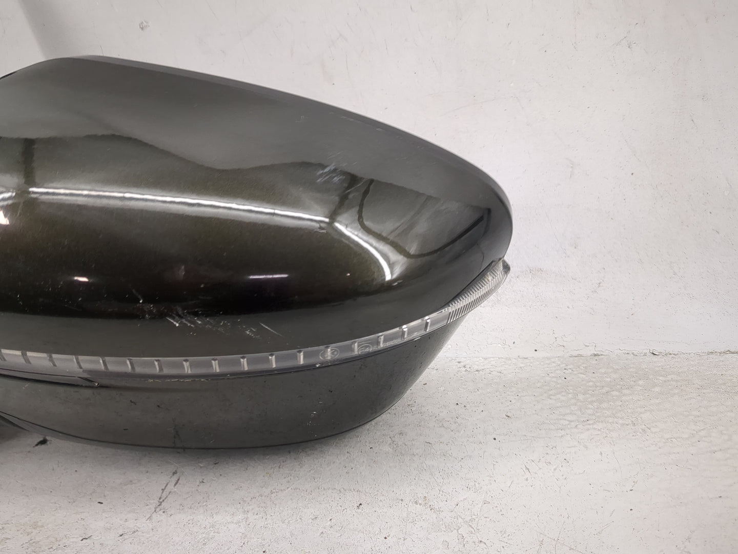 2017 Nissan Pathfinder Driver Side View Mirror - Left Door Mirror OEM Used - Oemusedautoparts1.com