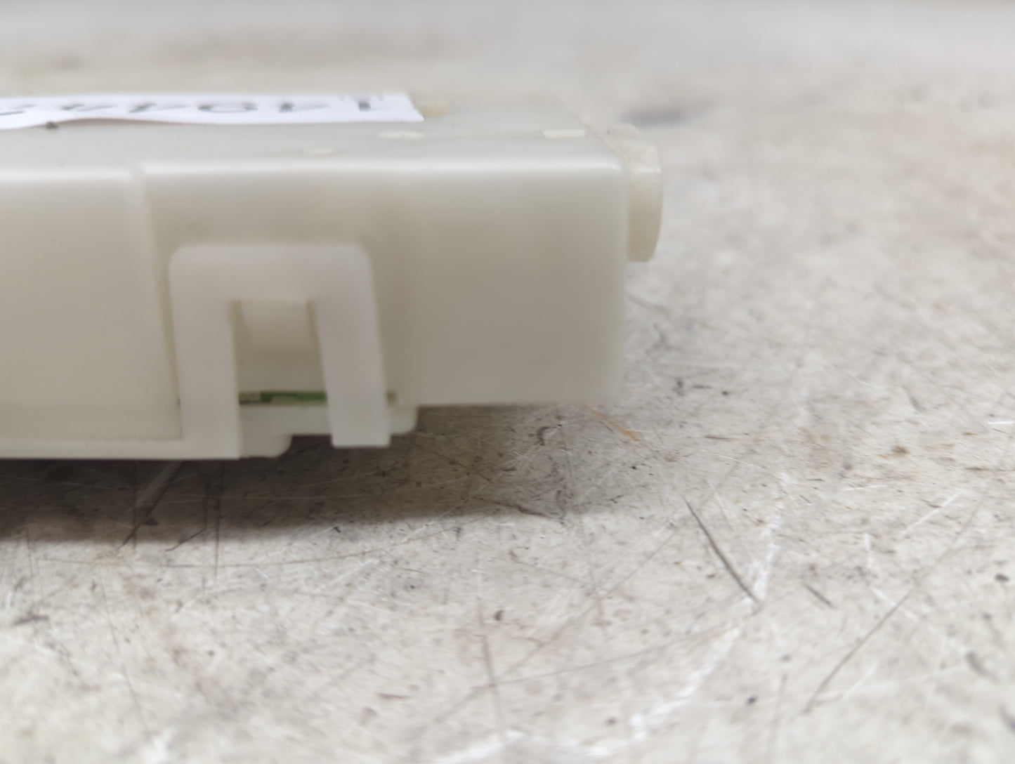 2017-2017 Nissan Pathfinder Temperature Control Module 27760 9pj6a 1494474 - Oemusedautoparts1.com
