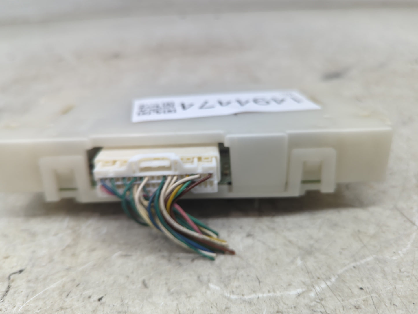 2017-2017 Nissan Pathfinder Temperature Control Module 27760 9pj6a 1494474 - Oemusedautoparts1.com