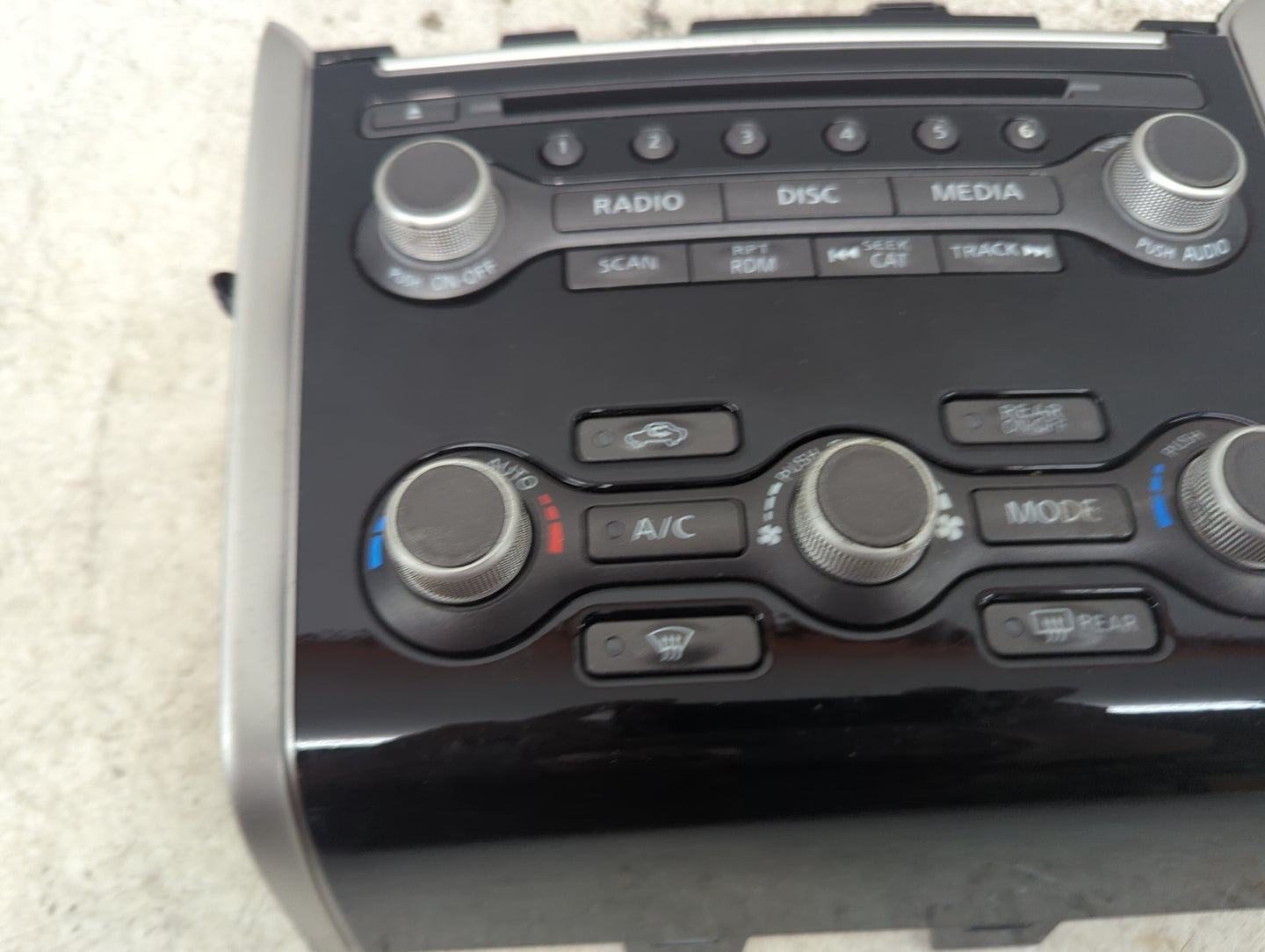 2017 Nissan Pathfinder Radio Control Panel 1496269 - Oemusedautoparts1.com