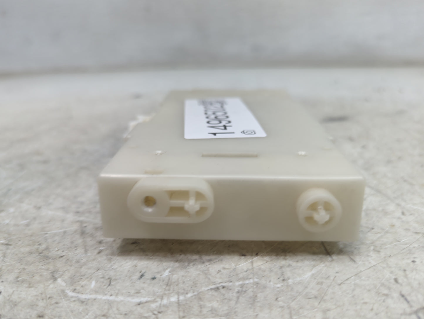 2017-2017 Nissan Pathfinder Temperature Control Module 27760 9pj6a 1496502 - Oemusedautoparts1.com