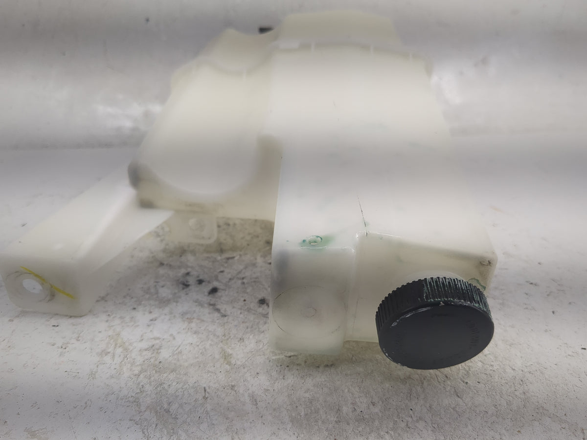 2013 Nissan Pathfinder Radiator Coolant Overflow Expansion Tank Bottle 1497966 - Oemusedautoparts1.com