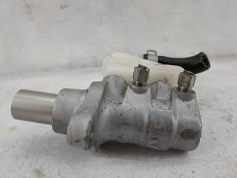 compare product 2013-2020 Nissan Pathfinder Brake Master Cylinder 1499096