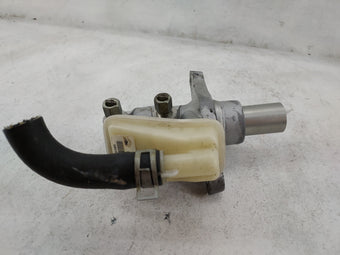 compare product 2013-2020 Nissan Pathfinder Brake Master Cylinder 1499100