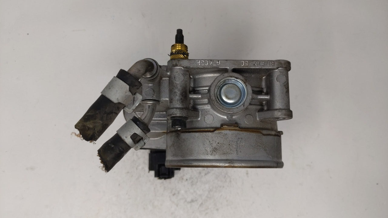 2017-2019 Nissan Pathfinder Throttle Body P/N:RME75-50 Fits Fits 2016 2017 2018 2019 OEM Used Auto Parts - Oemusedautoparts1