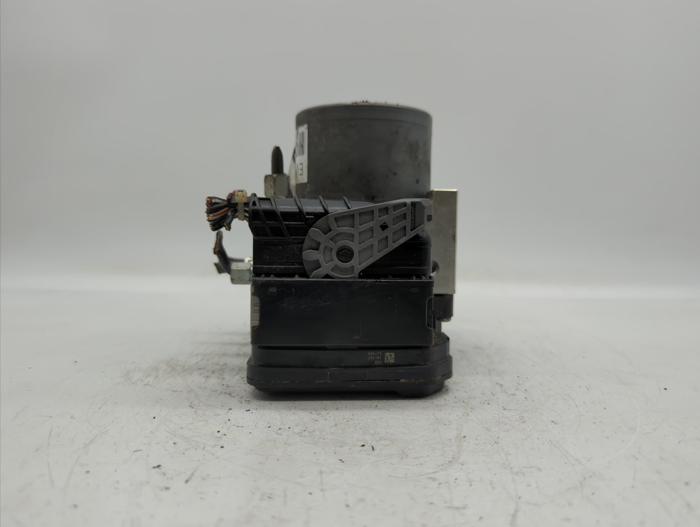 2017 Nissan Pathfinder ABS Pump Control Module Replacement P/N:47660-9PP1B 47660-6KA0B Fits OEM Used Auto Parts - Oemusedaut