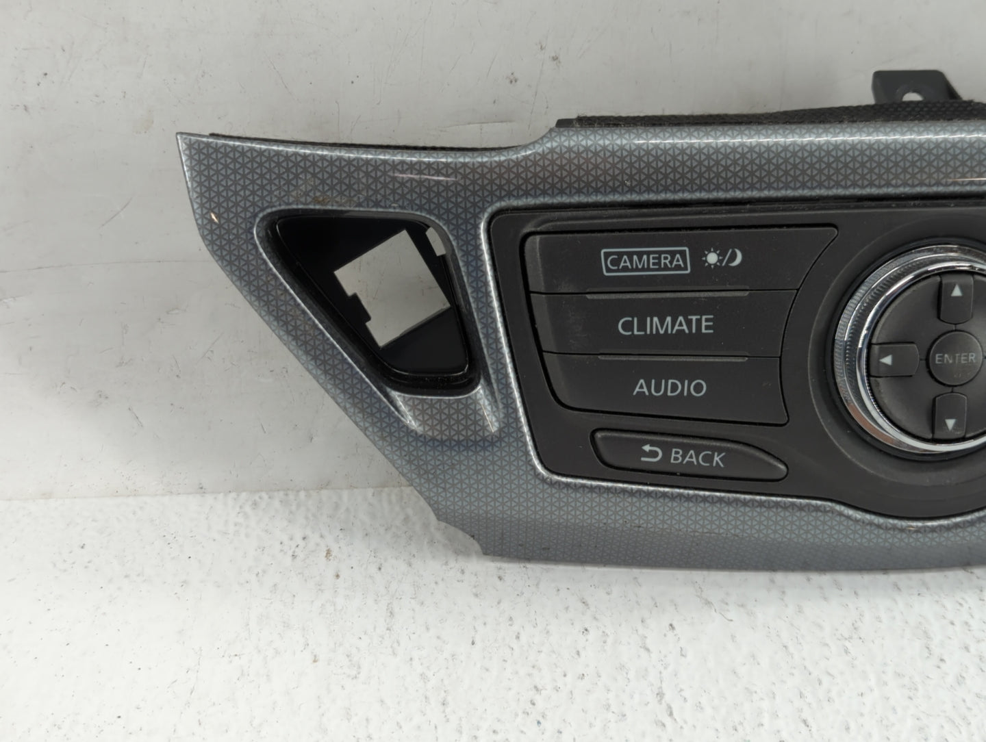2017 Nissan Pathfinder Radio Control Panel - Oemusedautoparts1.com
