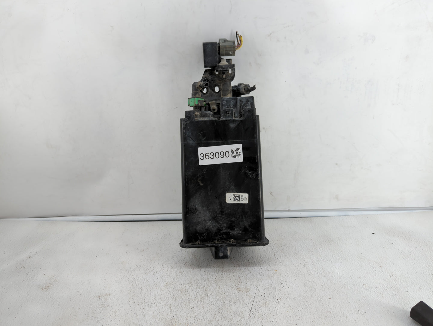 2017 Nissan Pathfinder Fuel Vapor Charcoal Canister 363090 - Oemusedautoparts1.com