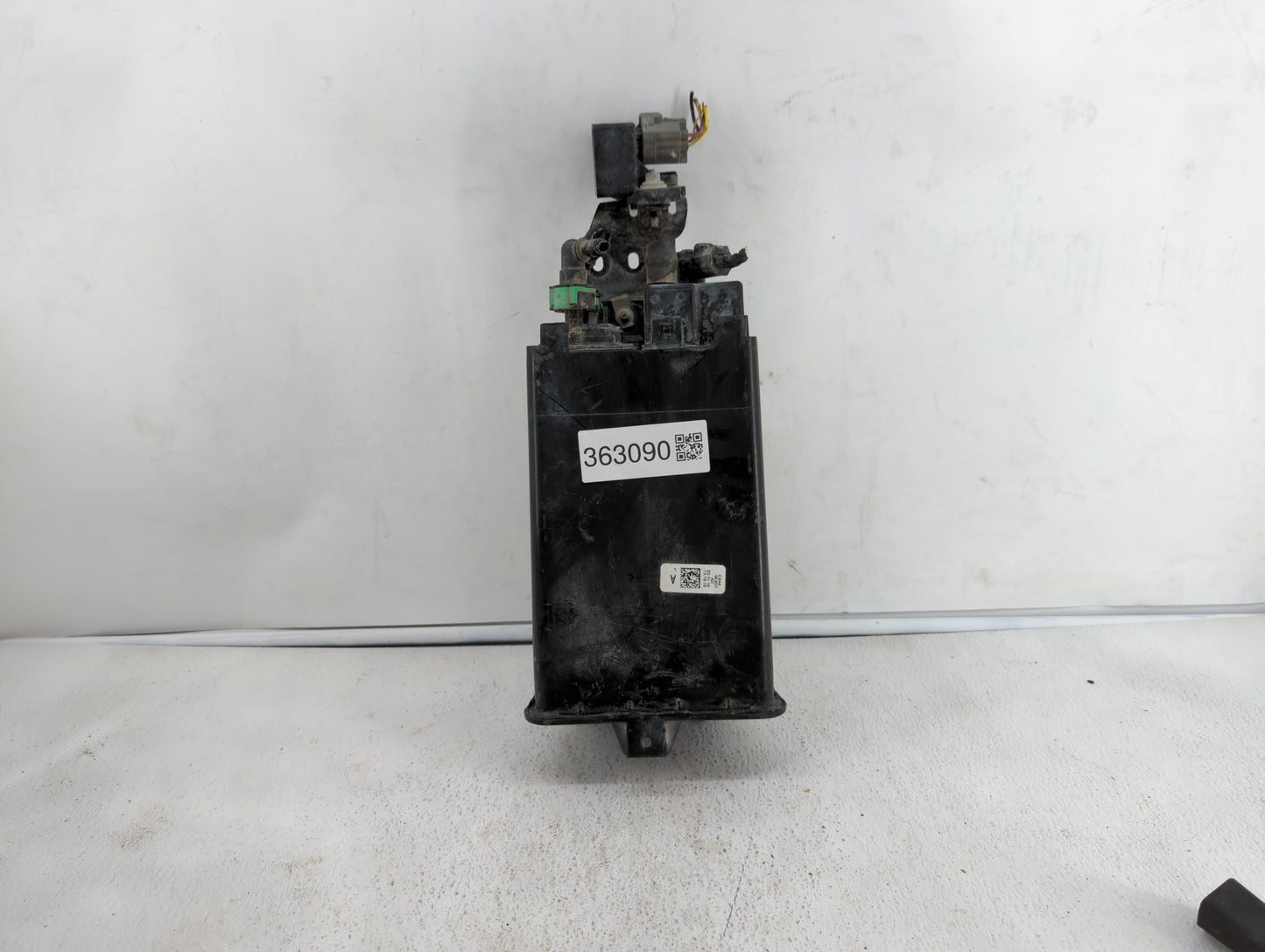 2017 Nissan Pathfinder Fuel Vapor Charcoal Canister 363090 - Oemusedautoparts1.com