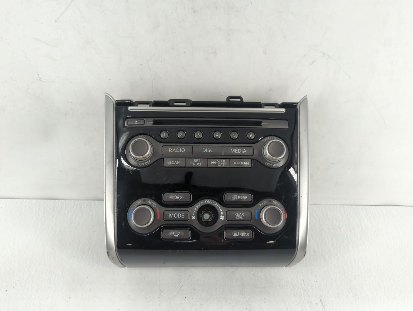 Nissan Pathfinder Radio Control Panel - Oemusedautoparts1.com