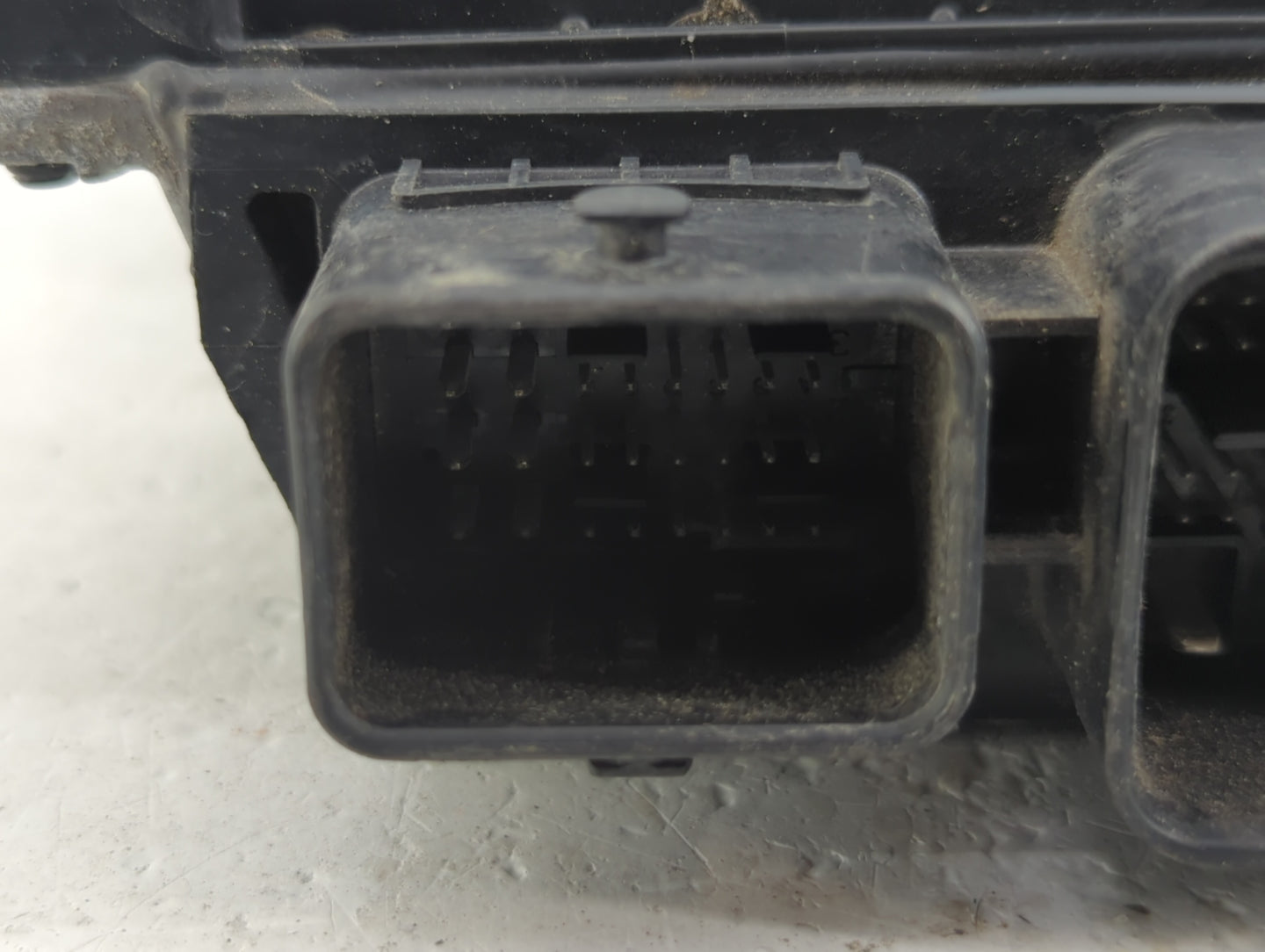 2017 Nissan Pathfinder PCM Engine Control Computer ECU ECM PCU OEM P/N:NEC030-030 NEC028-073, NEC030-031, NEC028-067 Fits OE