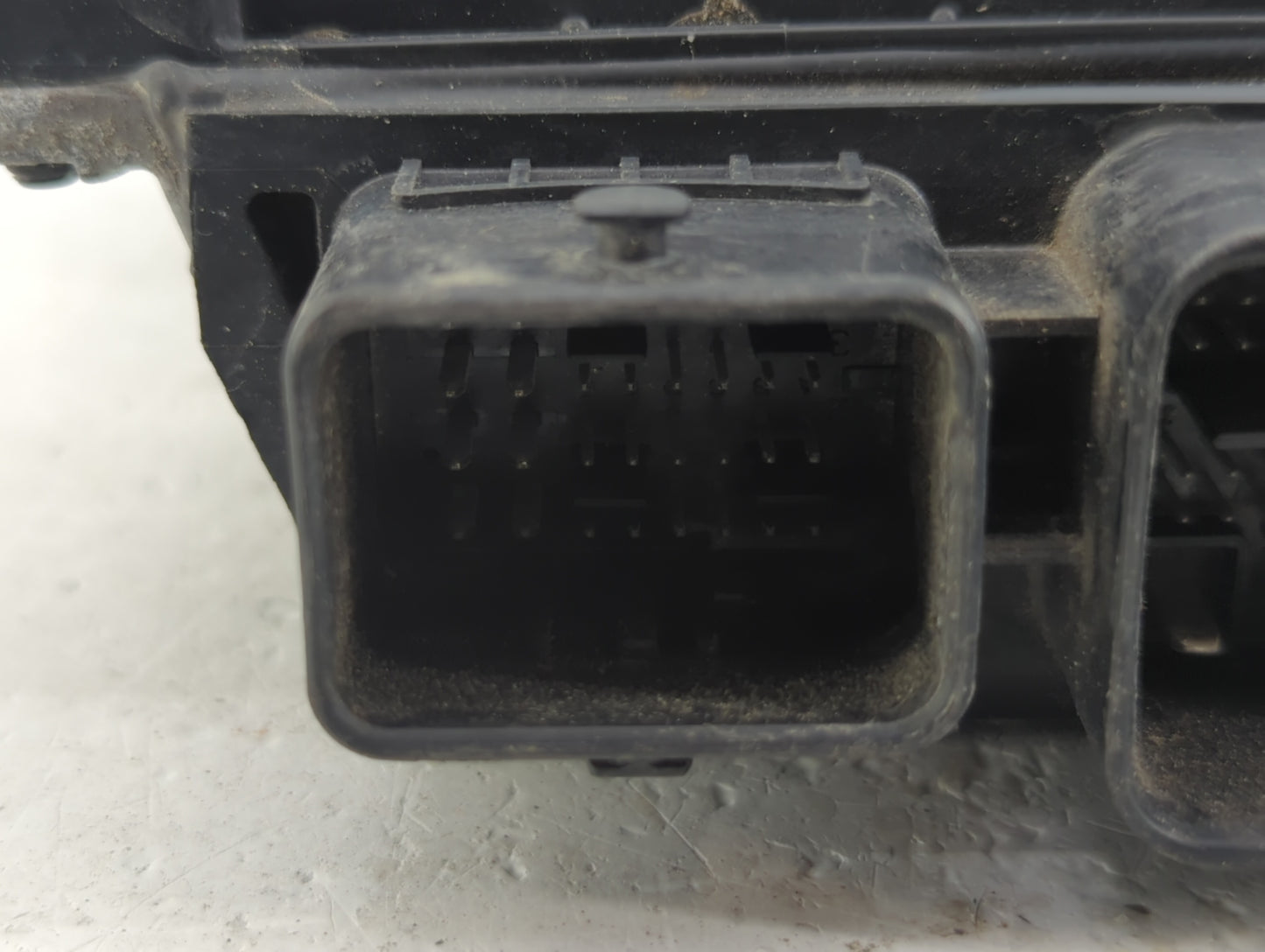 2017 Nissan Pathfinder PCM Engine Control Computer ECU ECM PCU OEM P/N:NEC030-030 NEC028-073, NEC030-031, NEC028-067 Fits OE