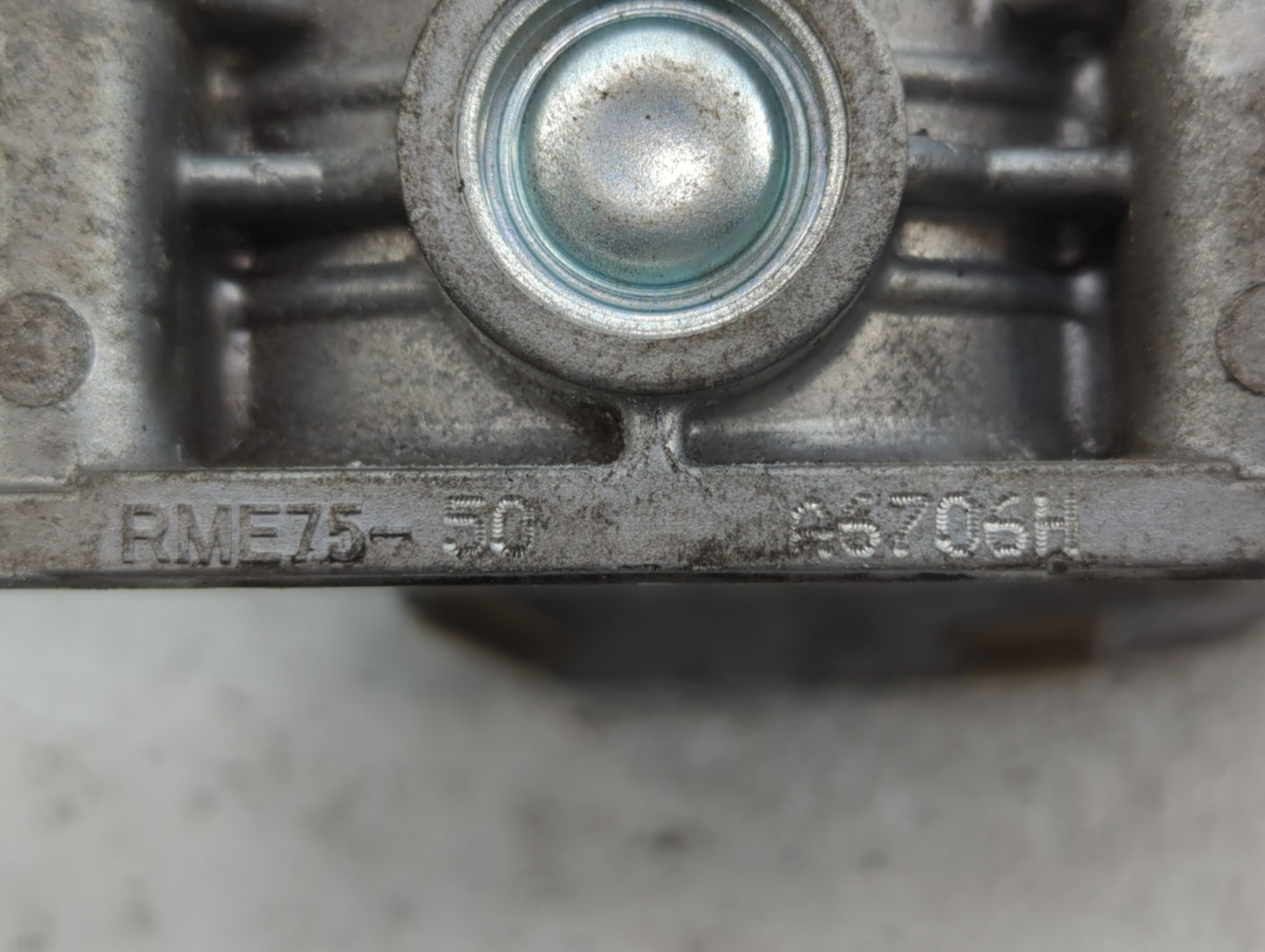 2017-2020 Nissan Pathfinder Throttle Body P/N:RME76-50 RME75-50 Fits Fits 2016 2017 2018 2019 2020 OEM Used Auto Parts - Oem