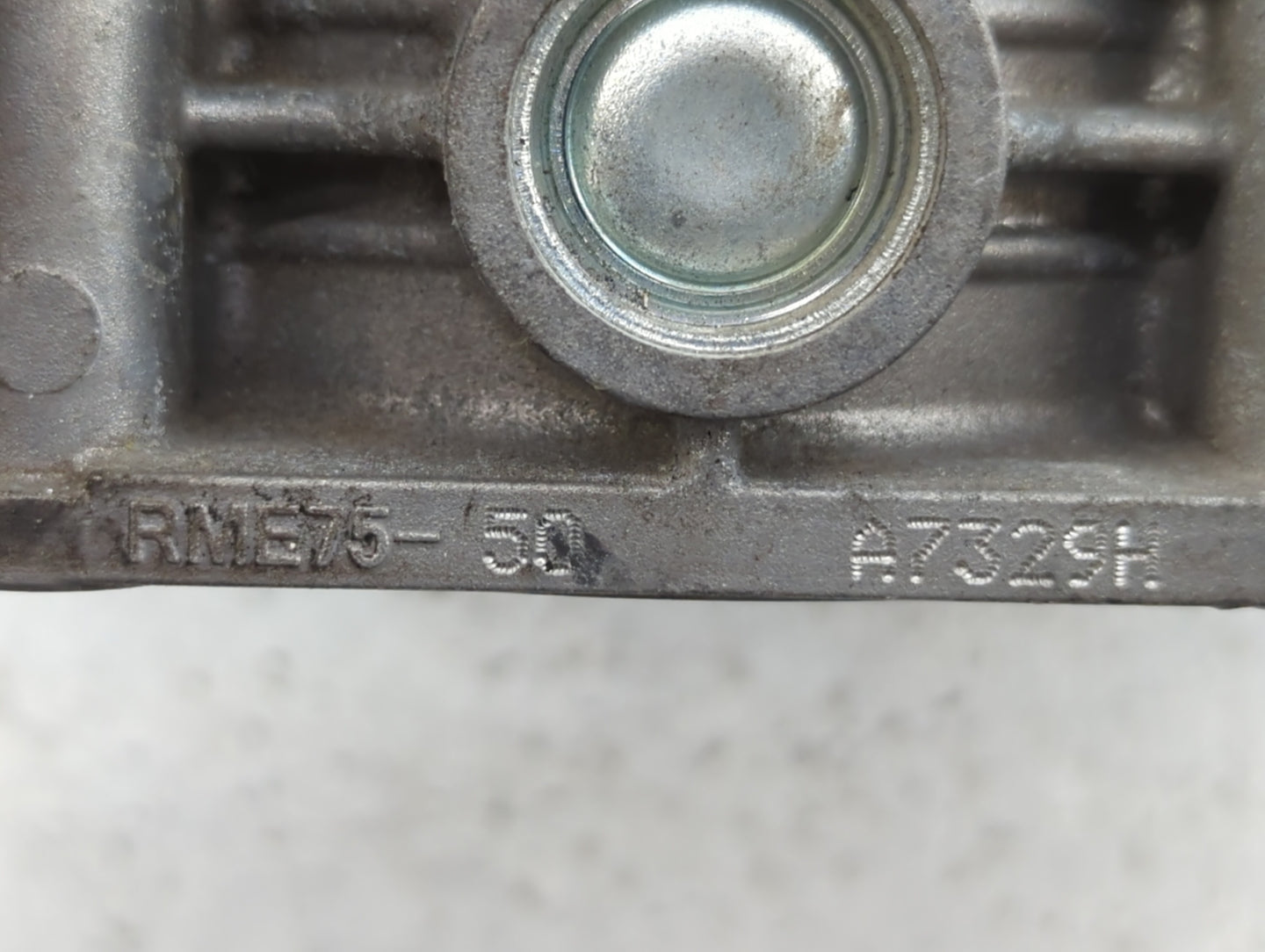 2017-2020 Nissan Pathfinder Throttle Body P/N:RME76-50 RME75-50 Fits Fits 2016 2017 2018 2019 2020 OEM Used Auto Parts - Oem