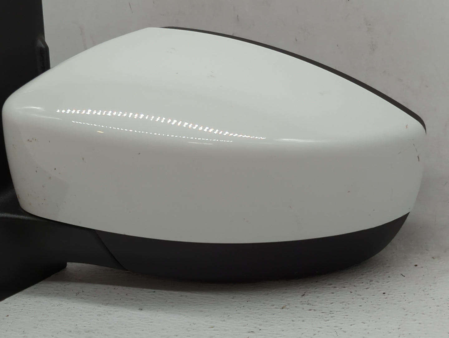2017 Nissan Pathfinder Passenger Side View Mirror - Right Door Mirror OEM Used - Oemusedautoparts1.com