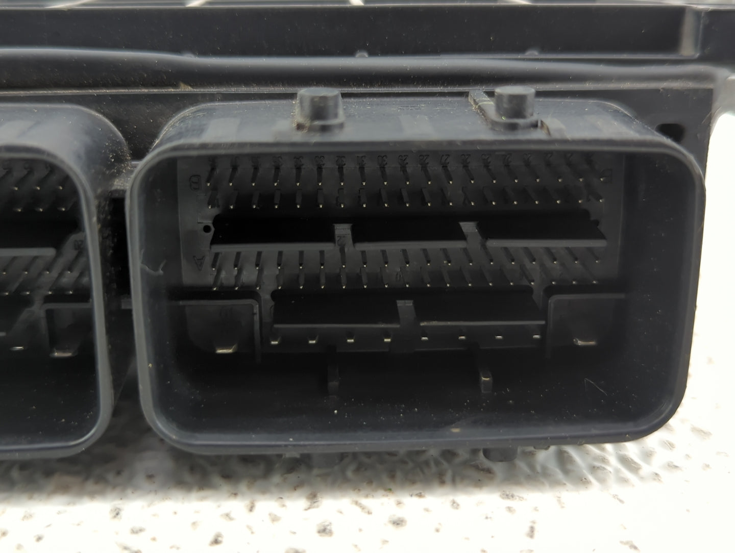 2017 Nissan Pathfinder PCM Engine Control Computer ECU ECM PCU OEM P/N:NEC030-030 NEC030-020, NEC018-070, NEC030-025 Fits OE