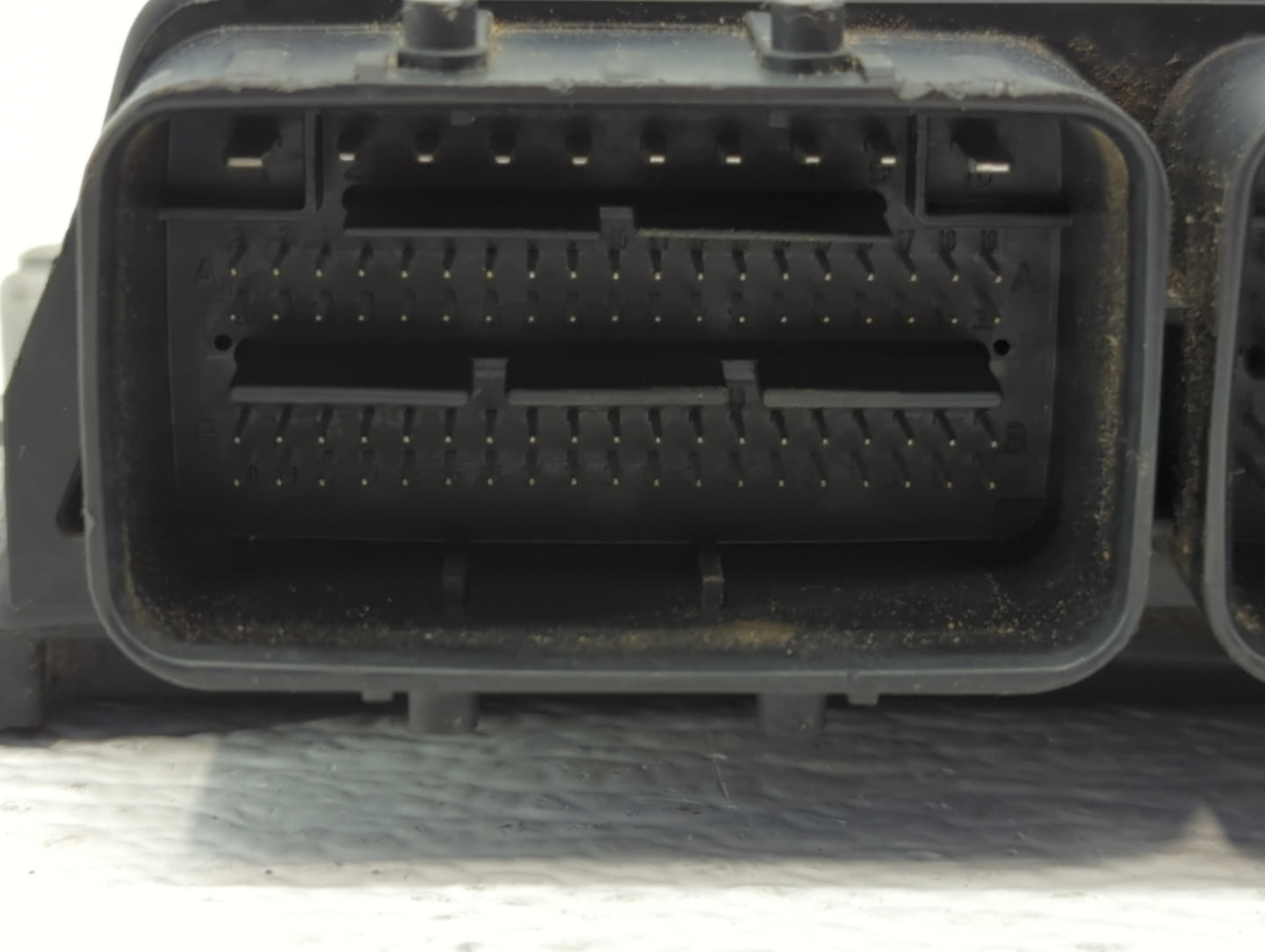 2017 Nissan Pathfinder PCM Engine Control Computer ECU ECM PCU OEM P/N:NEC030-028 NEC028-073 Fits OEM Used Auto Parts - Oemu