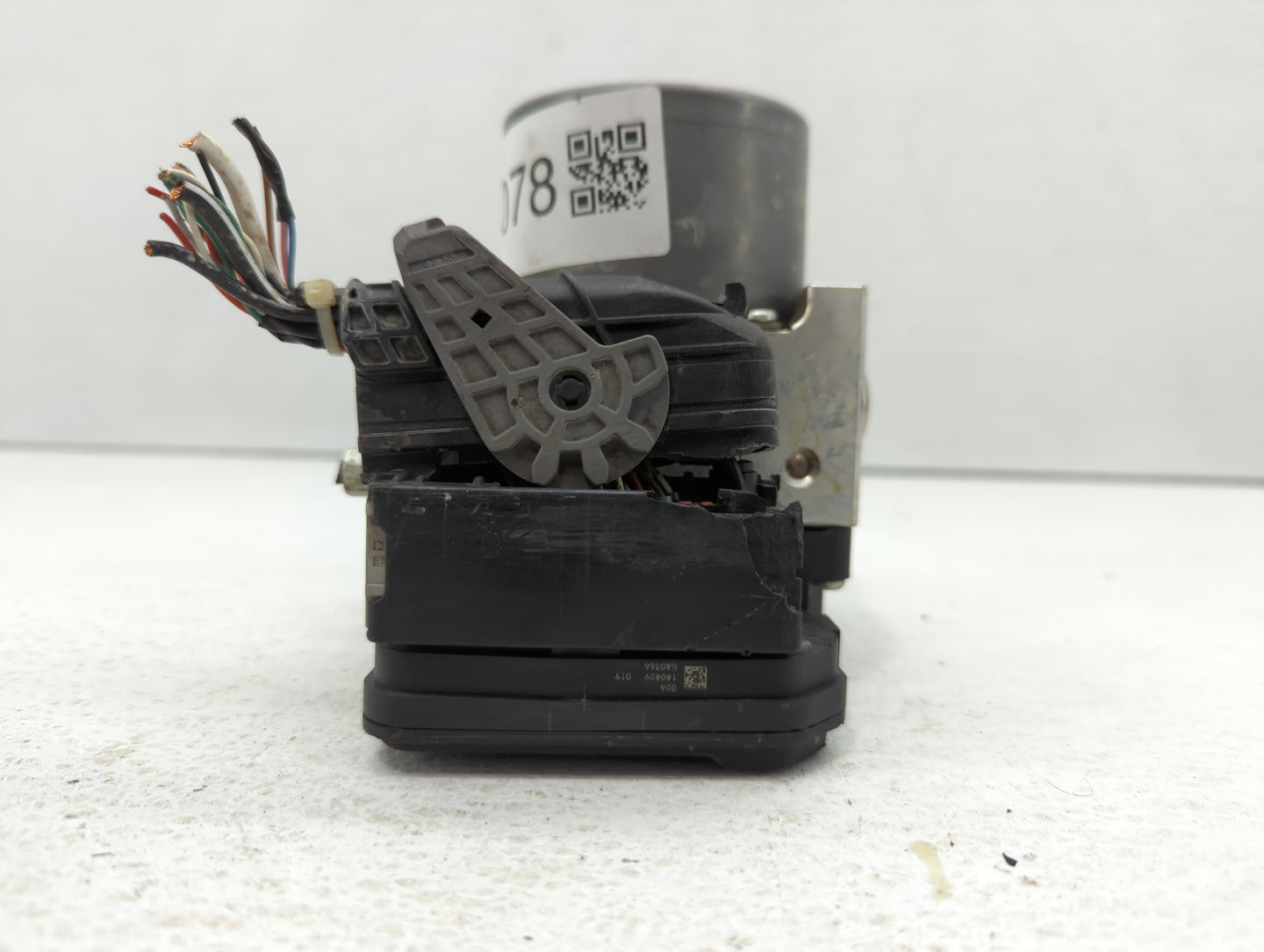 2017 Nissan Pathfinder ABS Pump Control Module Replacement P/N:116030-51090 116030-51100, 47660 9PP1D, 47660 5KA0D Fits OEM 