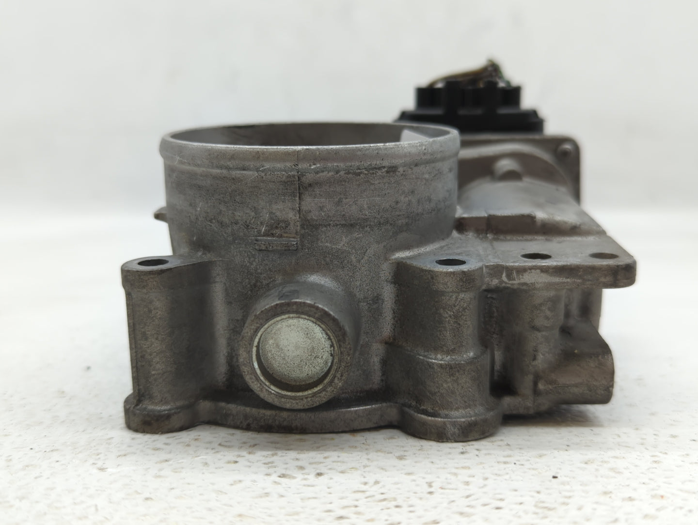 2017-2020 Nissan Pathfinder Throttle Body P/N:12G15 0541 Fits Fits 2016 2017 2018 2019 2020 OEM Used Auto Parts - Oemusedaut