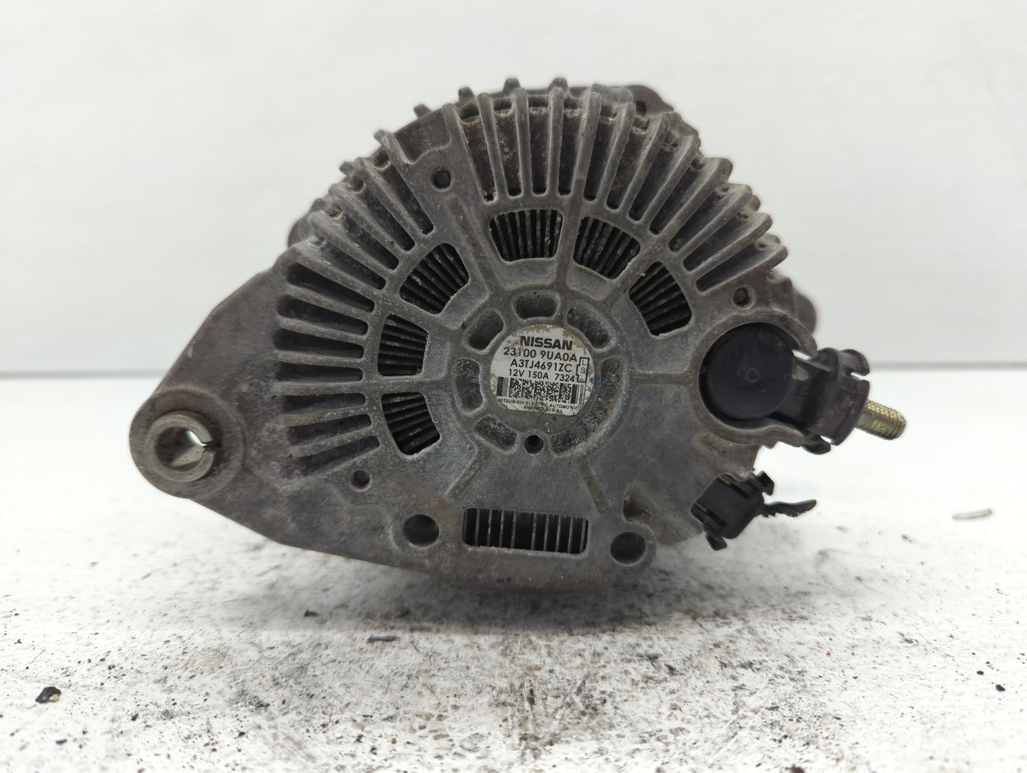 2017-2020 Nissan Pathfinder Alternator Replacement Generator Charging Assembly Engine OEM P/N:23100 9UA0A Fits OEM Used Auto