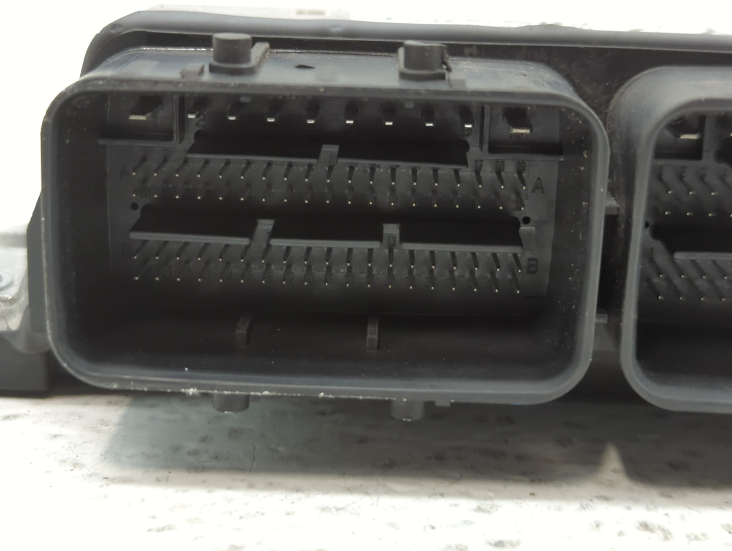 2017 Nissan Pathfinder PCM Engine Control Computer ECU ECM PCU OEM P/N:NEC018-069 BED403-300 A2, NEC030-030, NEC030-028 Fits