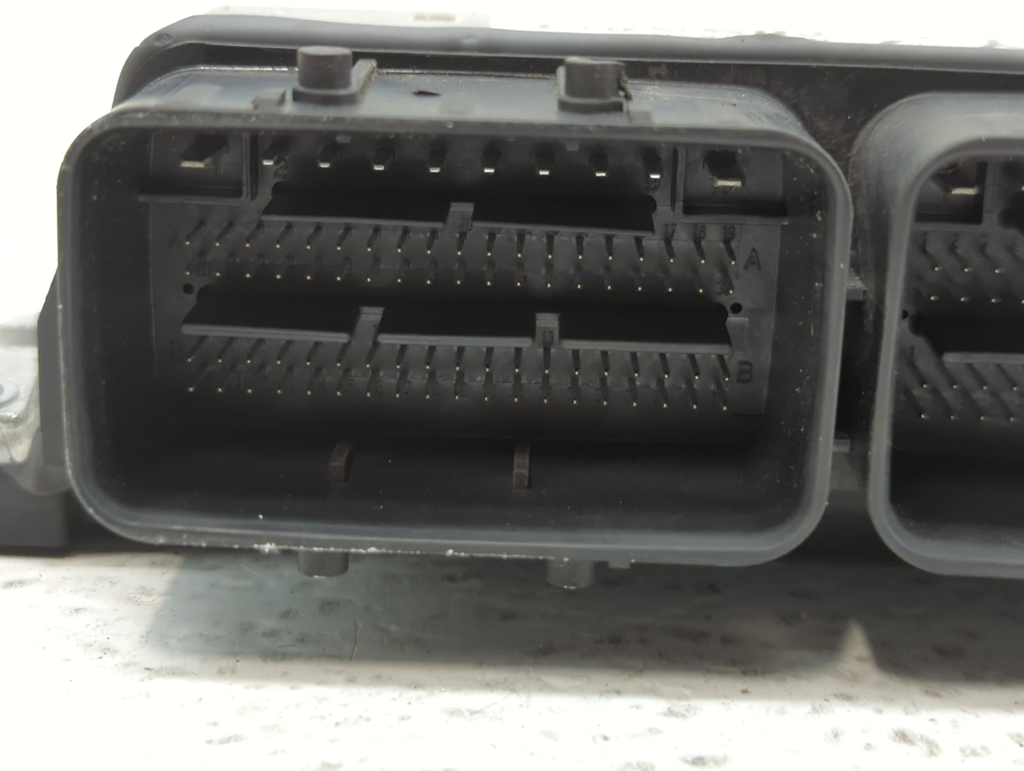 2017 Nissan Pathfinder PCM Engine Control Computer ECU ECM PCU OEM P/N:NEC018-069 BED403-300 A2, NEC030-030, NEC030-028 Fits