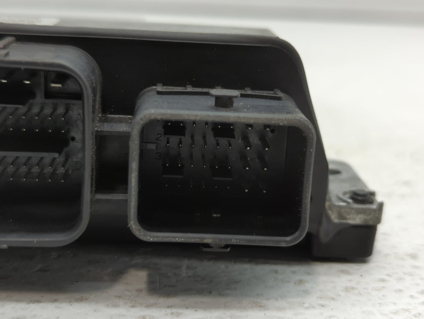 2017 Nissan Pathfinder PCM Engine Control Computer ECU ECM PCU OEM P/N:NEC018-069 BED403-300 A2, NEC030-030, NEC030-028 Fits
