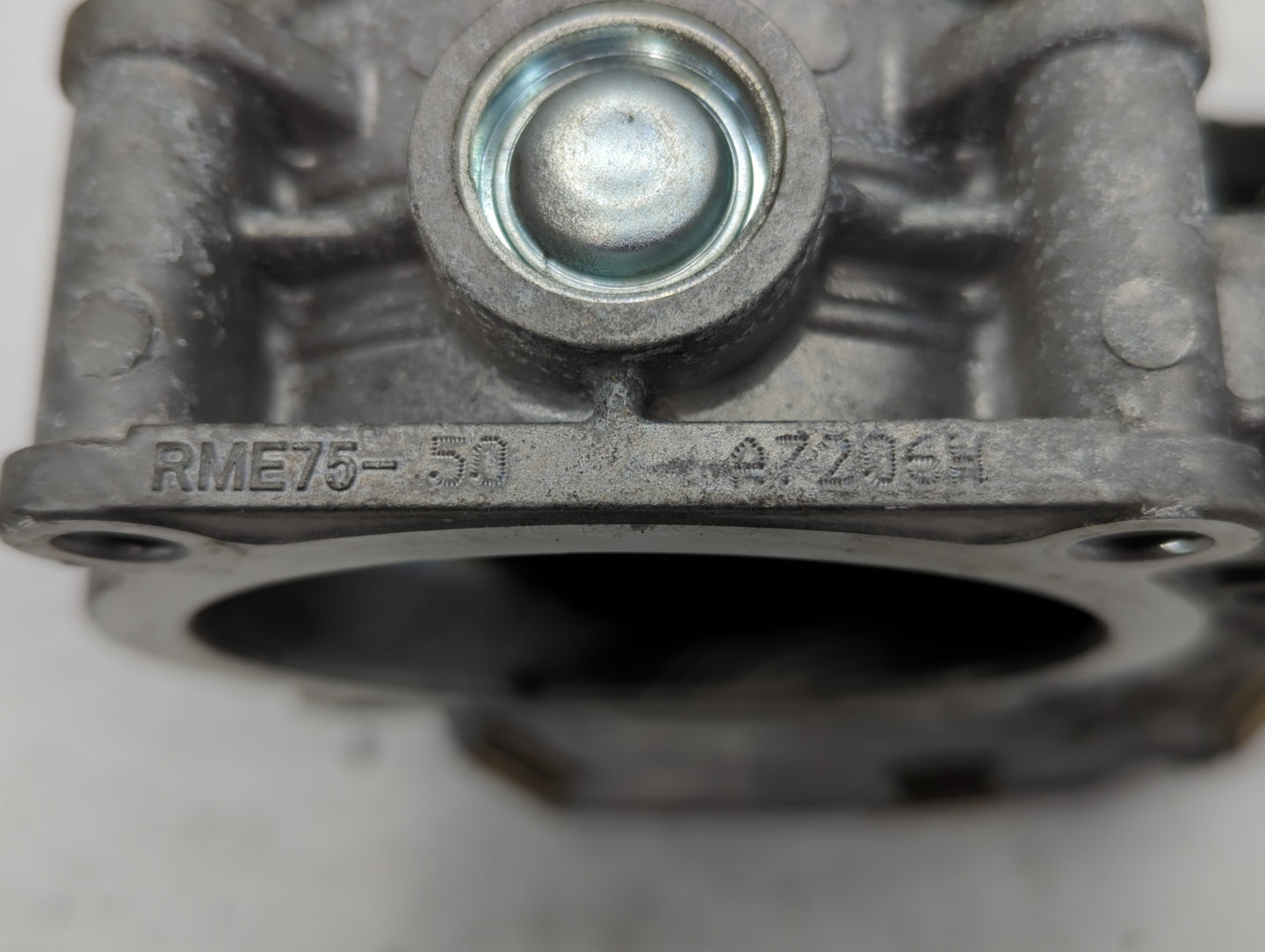 2017-2020 Nissan Pathfinder Throttle Body P/N:RME75-50 Fits Fits 2016 2017 2018 2019 2020 OEM Used Auto Parts - Oemusedautop