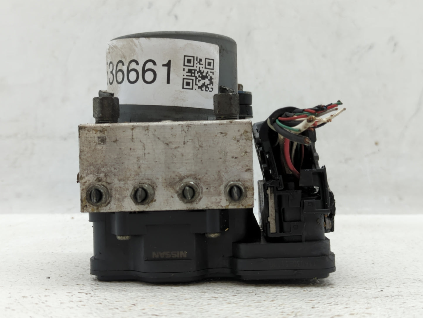 2017 Nissan Pathfinder ABS Pump Control Module Replacement P/N:116030-51100 Fits OEM Used Auto Parts - Oemusedautoparts1.com
