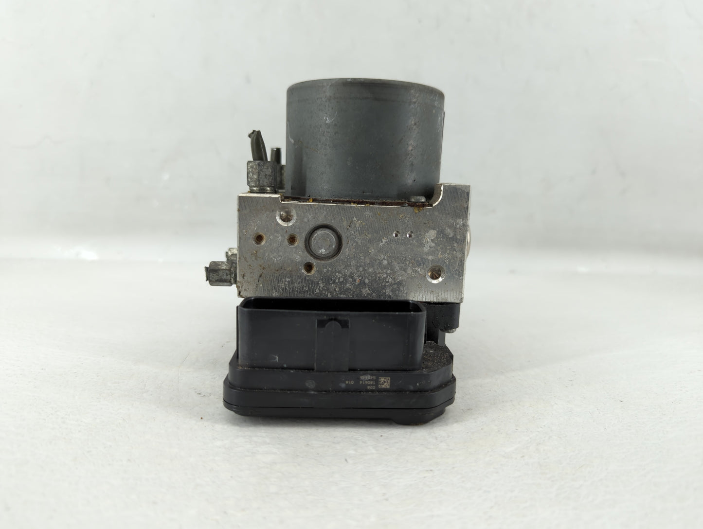 2017 Nissan Pathfinder ABS Pump Control Module Replacement P/N:116030-51100 Fits OEM Used Auto Parts - Oemusedautoparts1.com