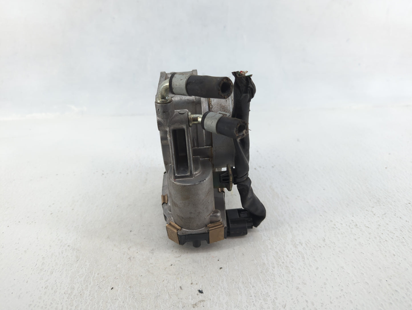 2017 Nissan Pathfinder Throttle Body P/N:RME75-50 Fits OEM Used Auto Parts - Oemusedautoparts1.com