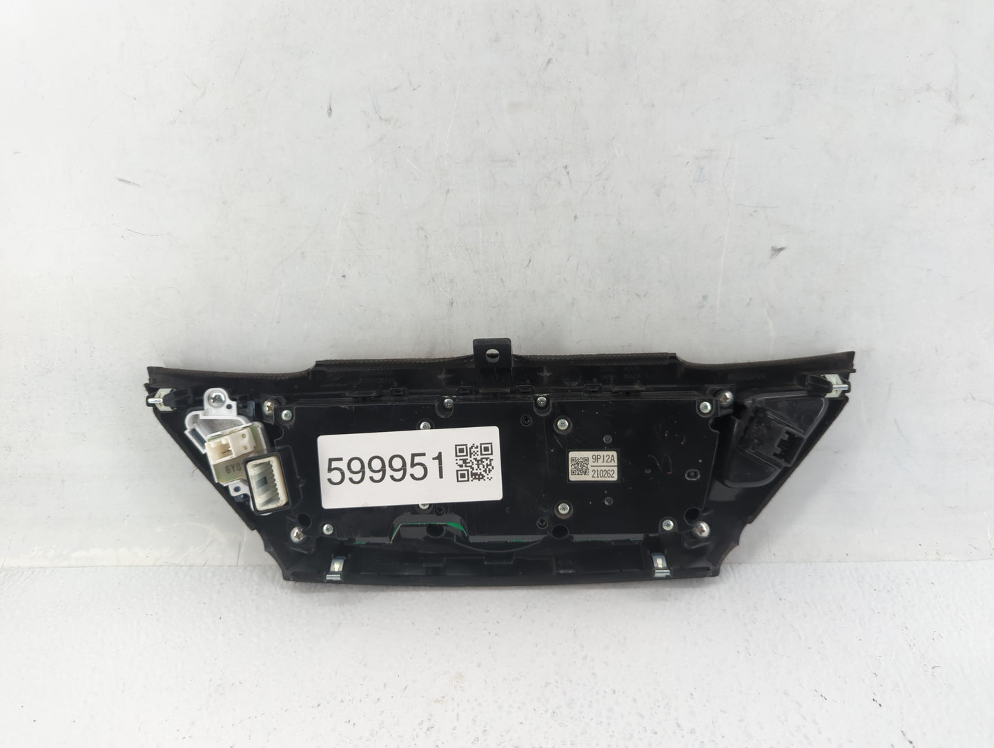 2017 Nissan Pathfinder Radio AM FM Cd Player Receiver Replacement P/N:9PJ2A210262 Fits OEM Used Auto Parts - Oemusedautopart