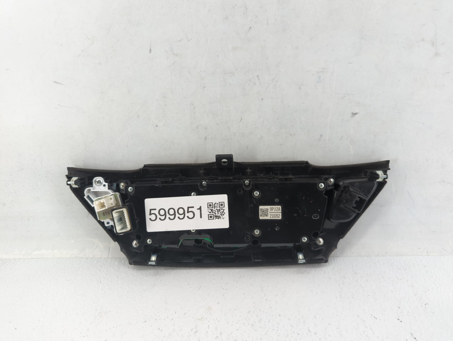 2017 Nissan Pathfinder Radio AM FM Cd Player Receiver Replacement P/N:9PJ2A210262 Fits OEM Used Auto Parts - Oemusedautopart