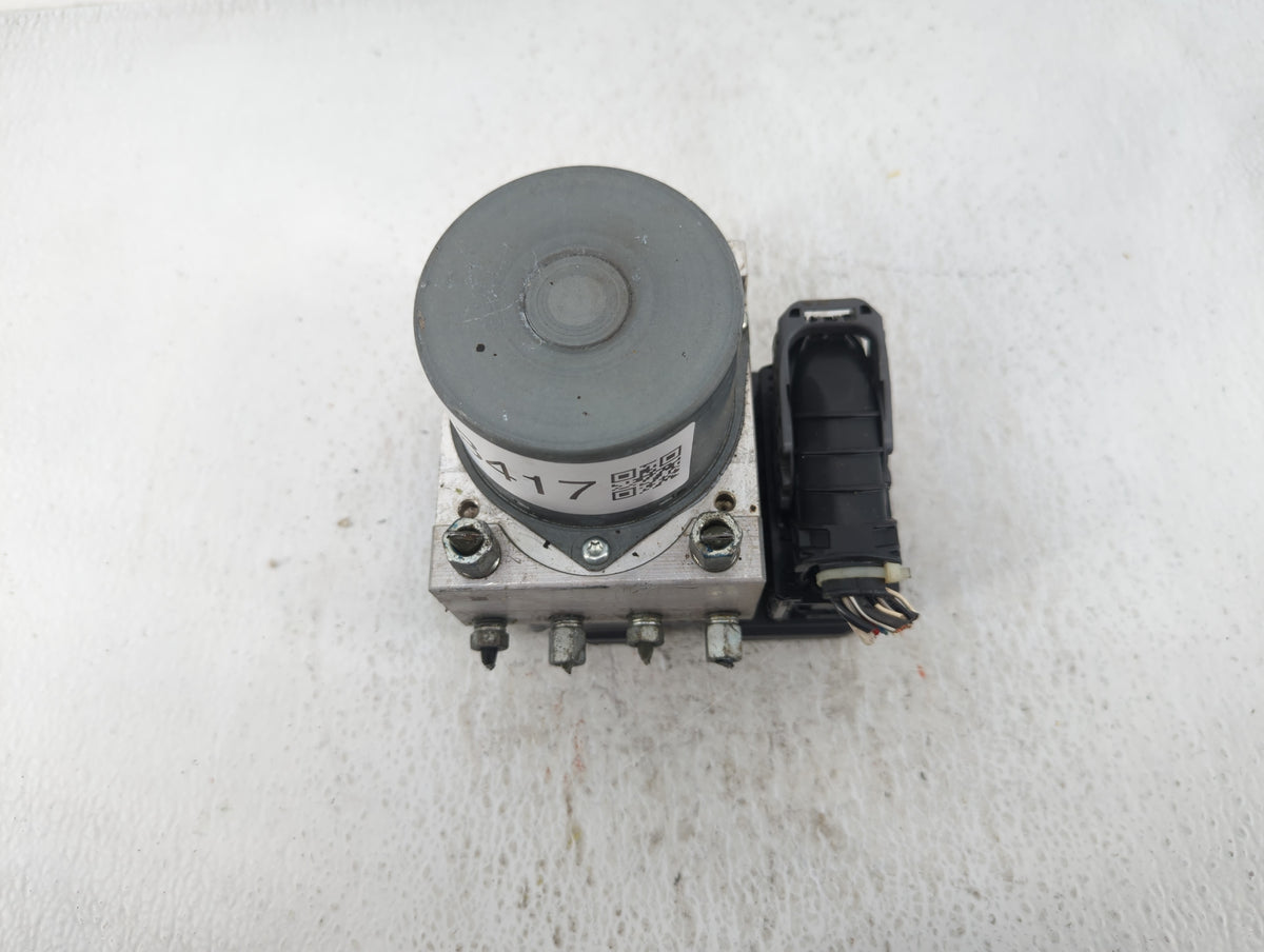 2017 Nissan Pathfinder Anti-Lock Brake ABS Pump Module Actuator OEM P/N:47660-9PP1B Fits OEM Used Auto Parts - Oemusedautopa