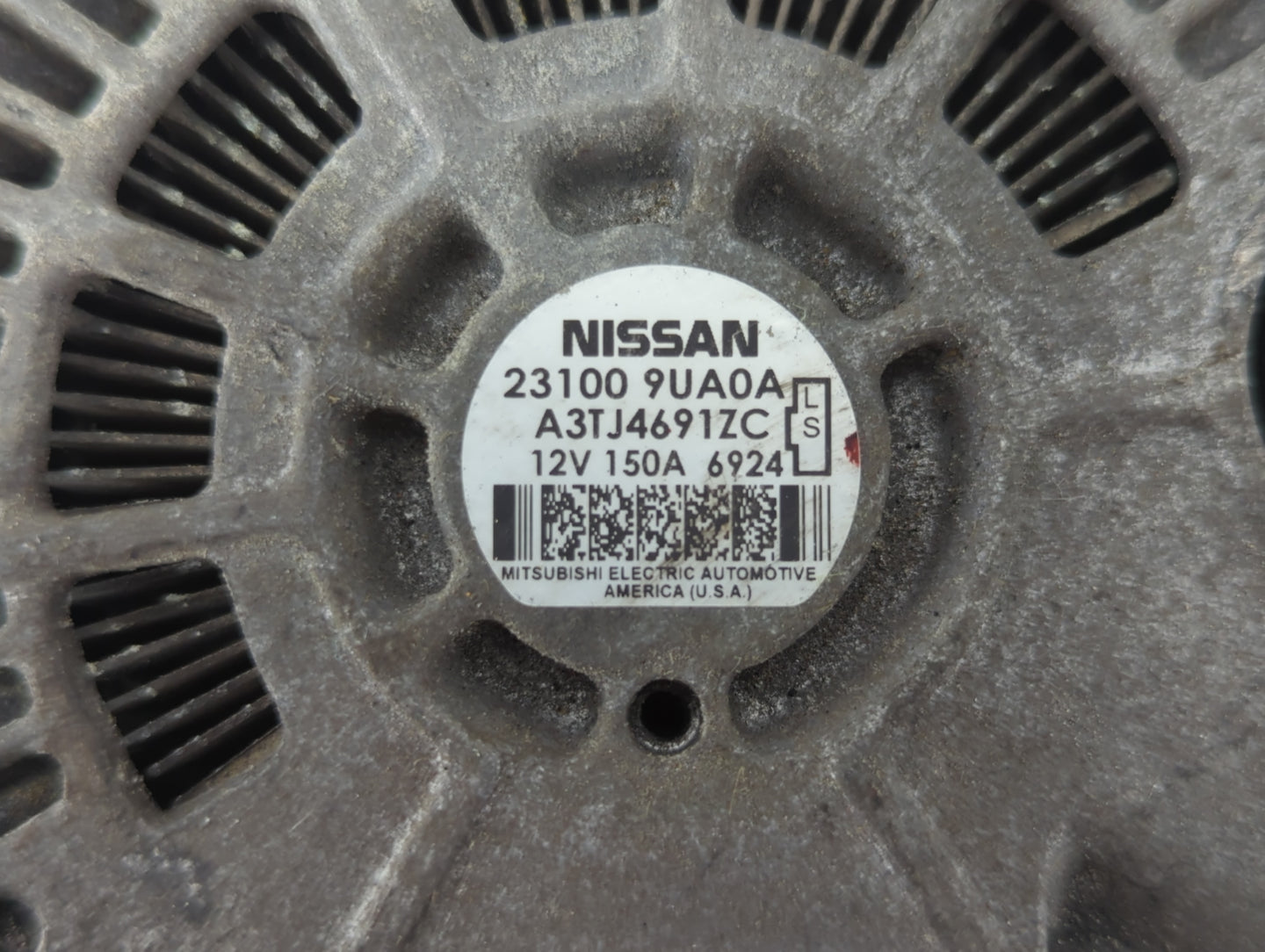 2017-2020 Nissan Pathfinder Alternator Replacement Generator Charging Assembly Engine OEM P/N:23100 9UA0A Fits OEM Used Auto
