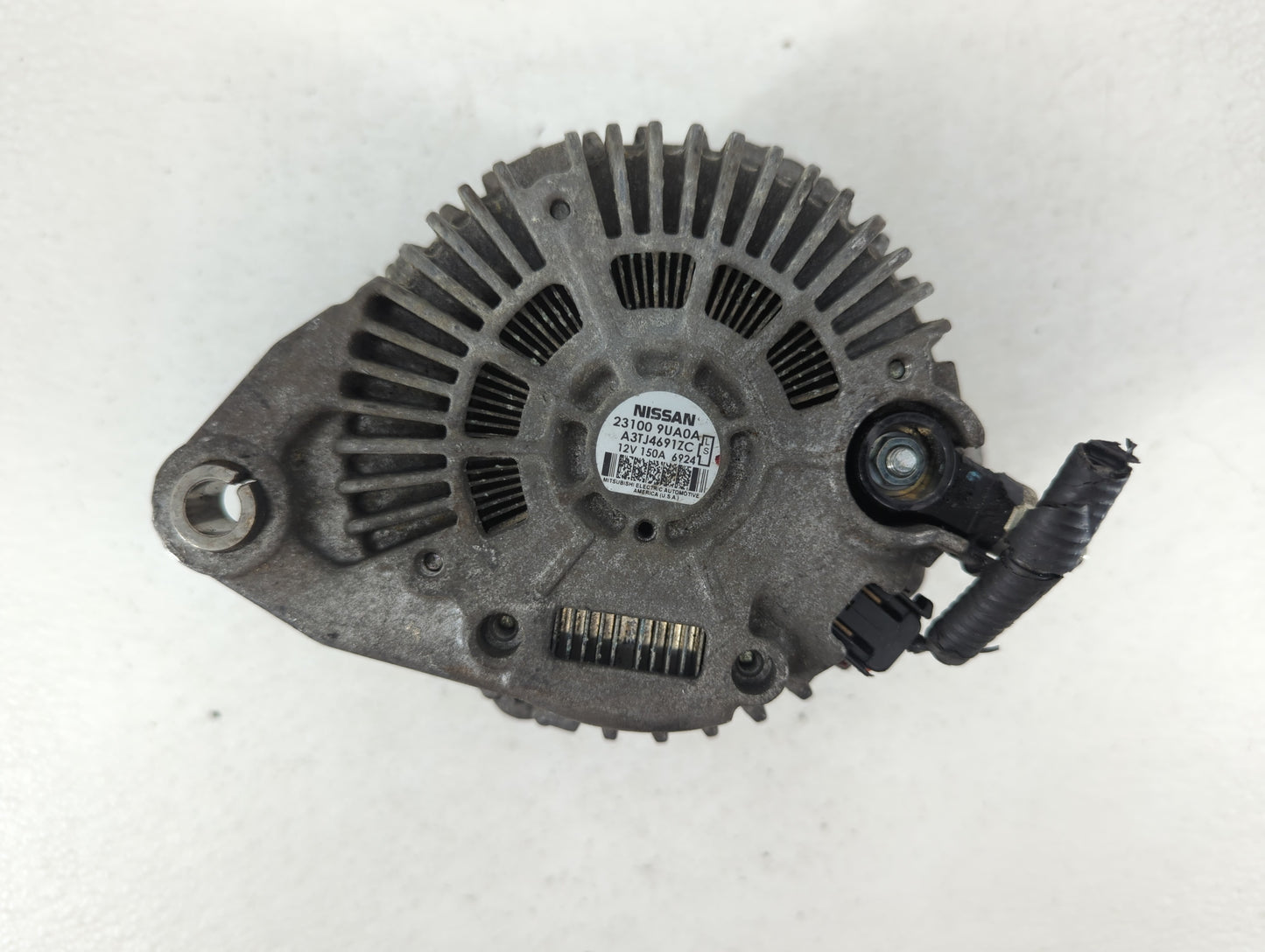 2017-2020 Nissan Pathfinder Alternator Replacement Generator Charging Assembly Engine OEM P/N:23100 9UA0A Fits OEM Used Auto