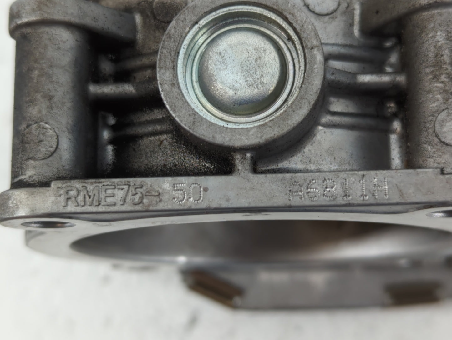 2017-2020 Nissan Pathfinder Throttle Body P/N:RME75-50 A6811H Fits Fits 2016 2017 2018 2019 2020 OEM Used Auto Parts - Oemus
