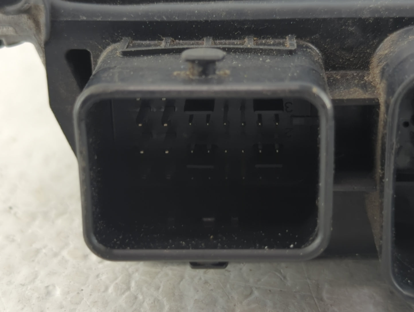 2017 Nissan Pathfinder PCM Engine Control Computer ECU ECM PCU OEM P/N:684715 EY2 NEC018-069 Fits OEM Used Auto Parts - Oemu