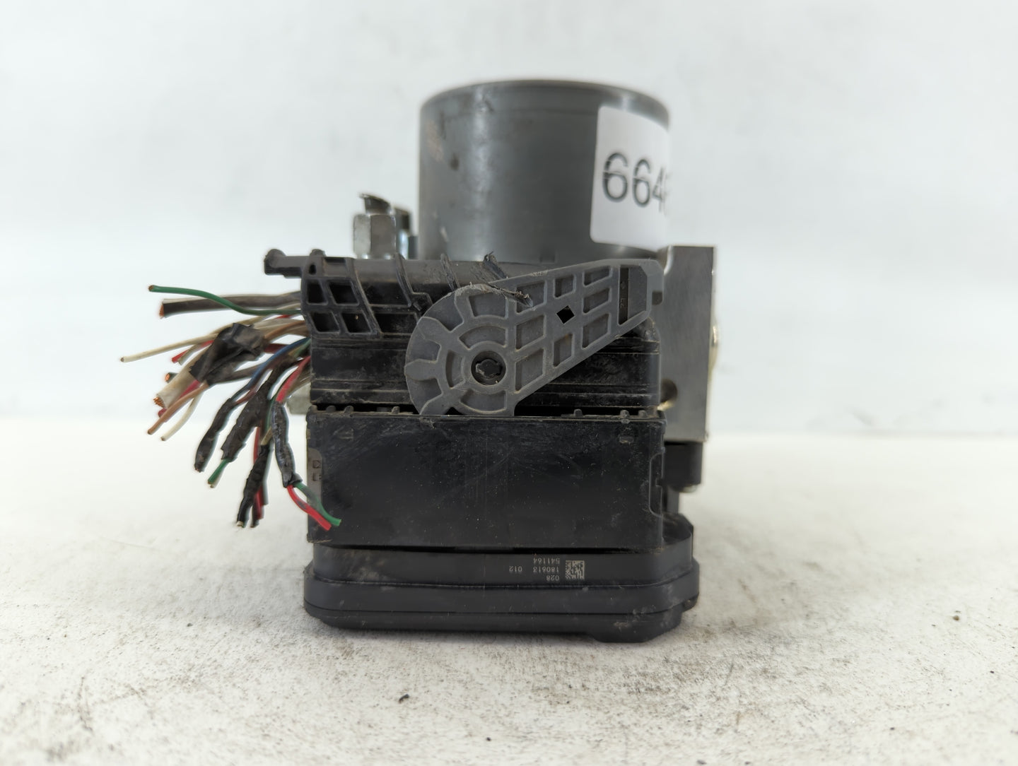 2017 Nissan Pathfinder ABS Pump Control Module Replacement P/N:47660 9PP1B Fits OEM Used Auto Parts - Oemusedautoparts1.com