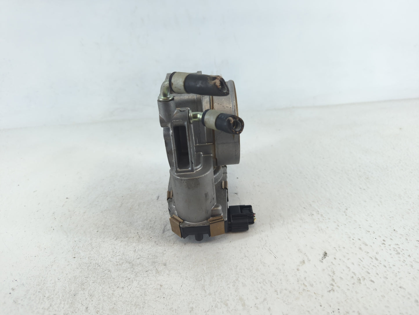 2017-2020 Nissan Pathfinder Throttle Body P/N:E0303H RME75-50 Fits Fits 2016 2017 2018 2019 2020 OEM Used Auto Parts - Oemus