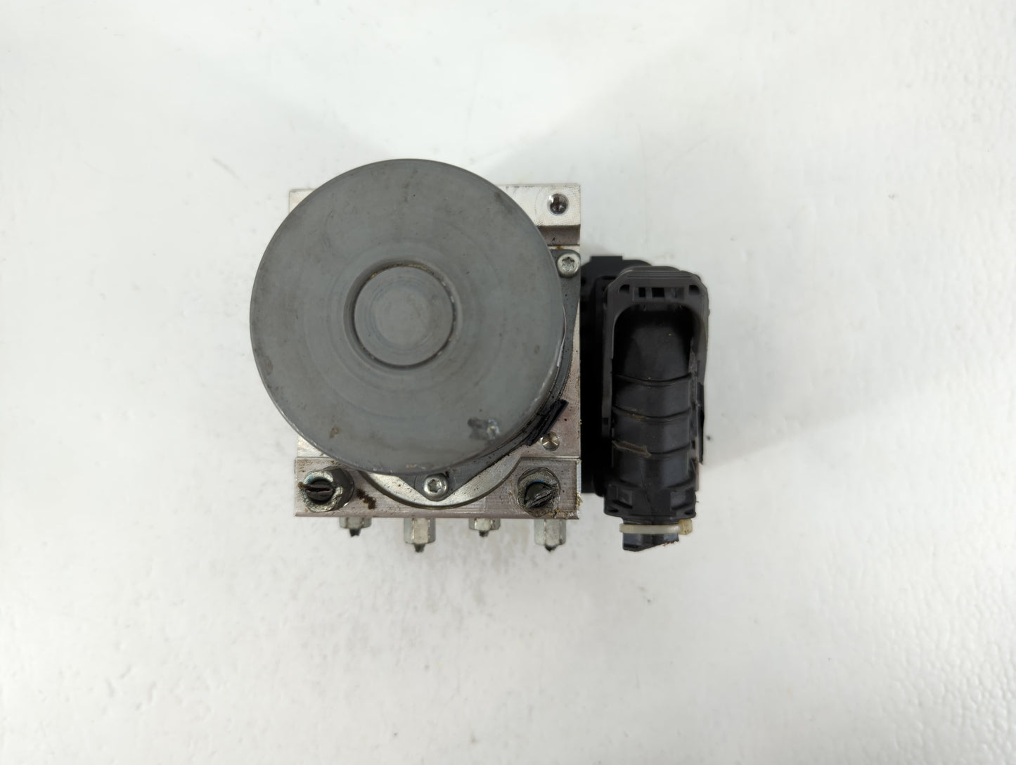 2017 Nissan Pathfinder ABS Pump Control Module Replacement P/N:116030-51090 Fits OEM Used Auto Parts - Oemusedautoparts1.com
