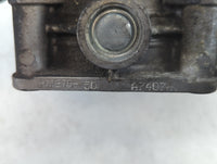 2017-2020 Nissan Pathfinder Throttle Body P/N:A7407H RME75-50 Fits Fits 2016 2017 2018 2019 2020 OEM Used Auto Parts - Oemus
